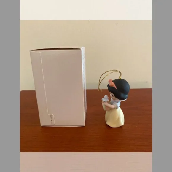 Snow White Precious Moments Hallmark Keepsake Ornaments